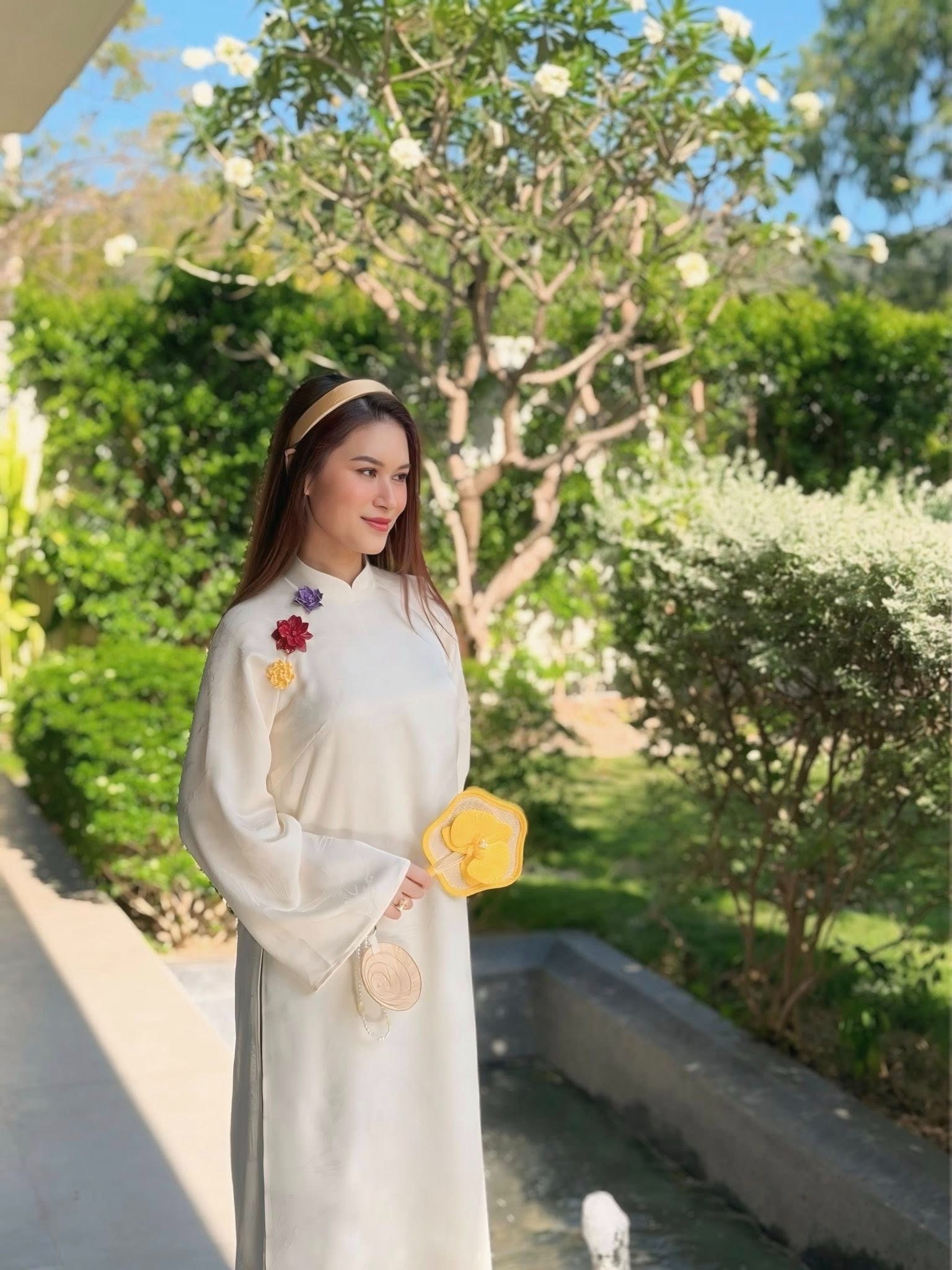 &Aacute;o d&agrave;i Tết 2026 của sao Việt: To&agrave;n thiết kế local brand xinh như mộng, c&agrave;ng ngắm c&agrave;ng say đắm- Ảnh 5.