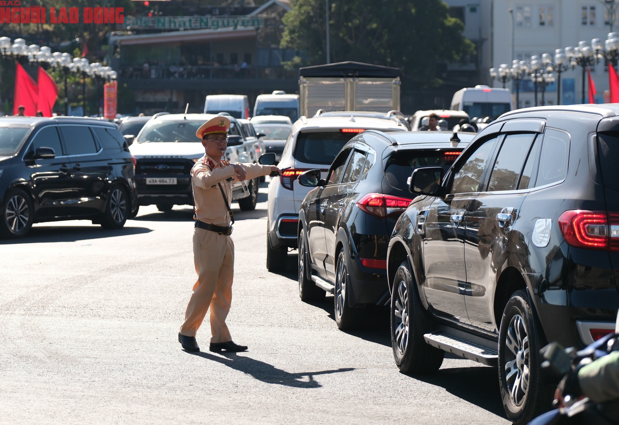 M&ugrave;ng 6 Tết, Đ&agrave; Lạt vẫn rộn r&agrave;ng kh&aacute;ch du xu&acirc;n- Ảnh 4.