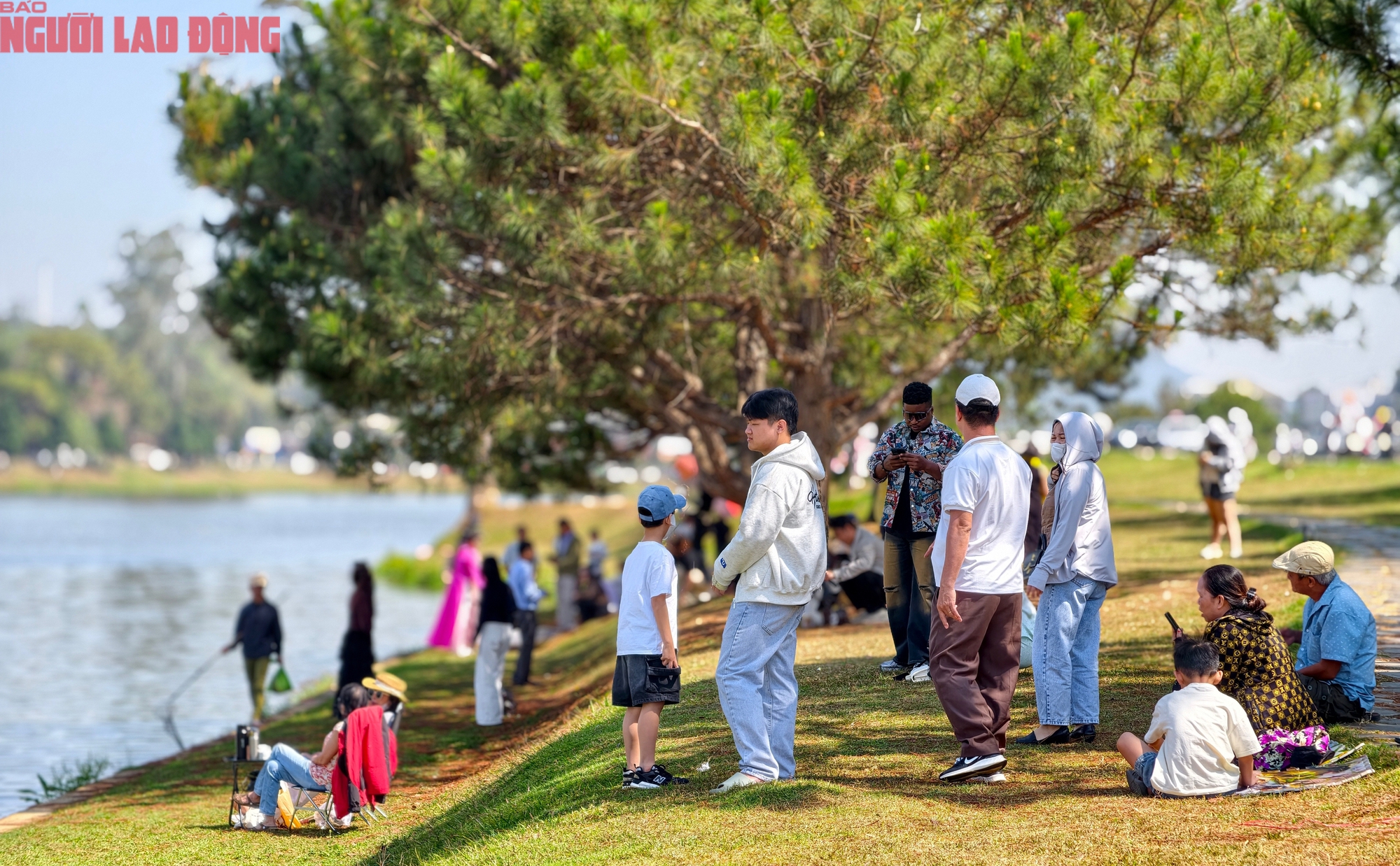 M&ugrave;ng 6 Tết, Đ&agrave; Lạt vẫn rộn r&agrave;ng kh&aacute;ch du xu&acirc;n- Ảnh 20.