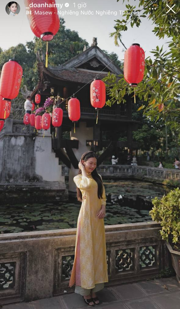 Mẹ vợ hot nhất l&agrave;ng b&oacute;ng đ&aacute; du xu&acirc;n c&ugrave;ng nh&agrave; Văn Hậu, visual trẻ đẹp đỉnh ch&oacute;p, Do&atilde;n Hải My cũng phải d&egrave; chừng- Ảnh 13.