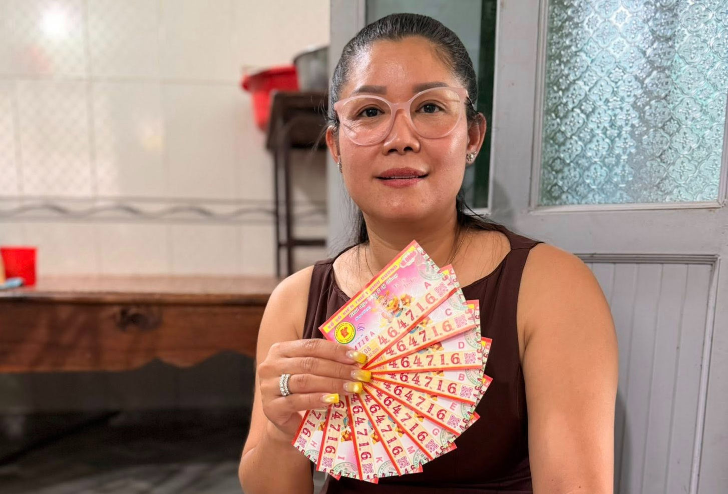 Tr&uacute;ng độc đắc 20 tỉ đồng, một người ở TPHCM g&acirc;y bất ngờ với c&aacute;ch đổi thưởng- Ảnh 1.