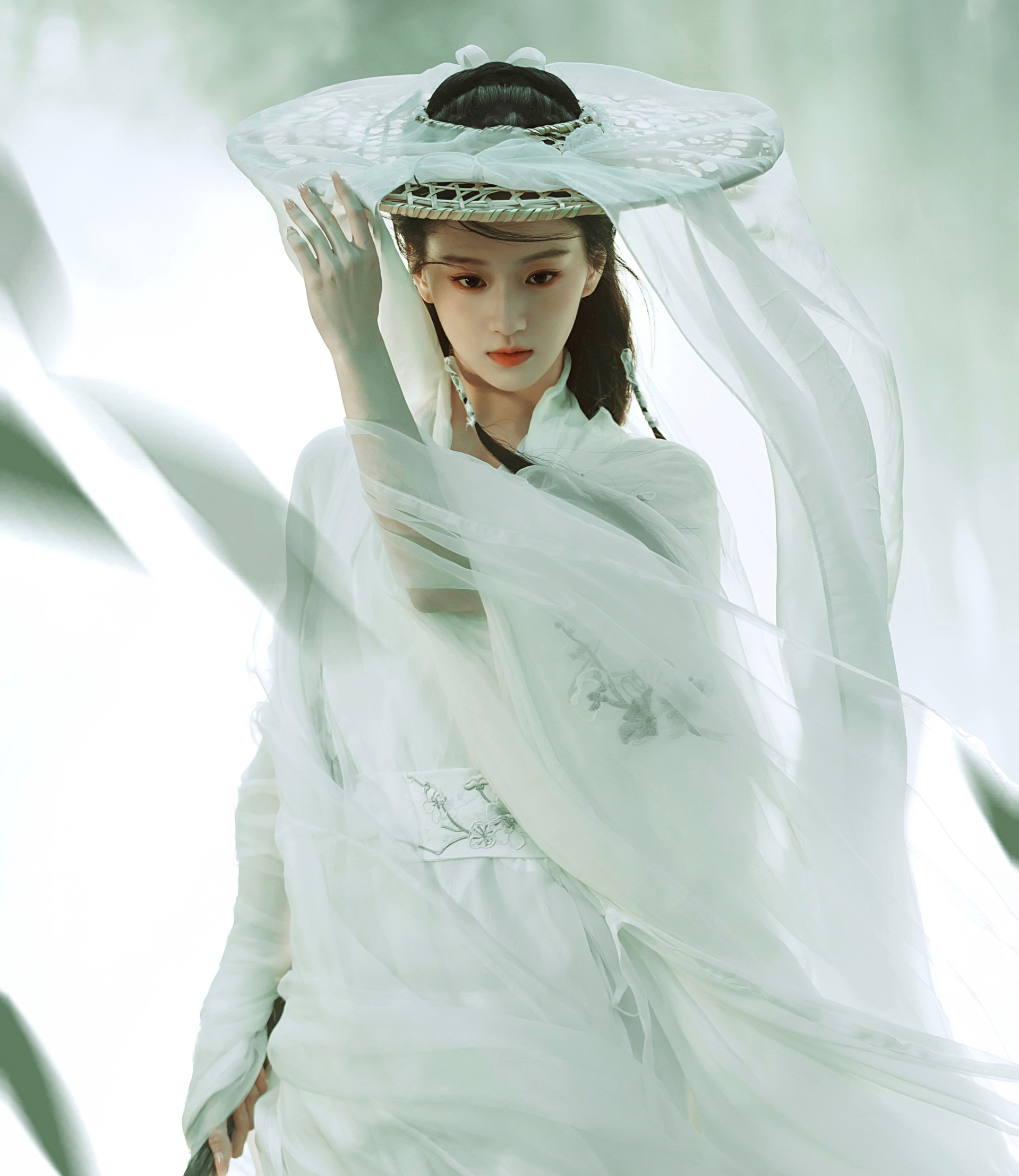 Bao nhi&ecirc;u c&aacute;i dở tr&ecirc;n đời đều dồn hết v&agrave;o 1 phim Trung Quốc: 360 độ cảnh n&agrave;o cũng xấu, nữ ch&iacute;nh thua cả diễn vi&ecirc;n quần ch&uacute;ng- Ảnh 7.