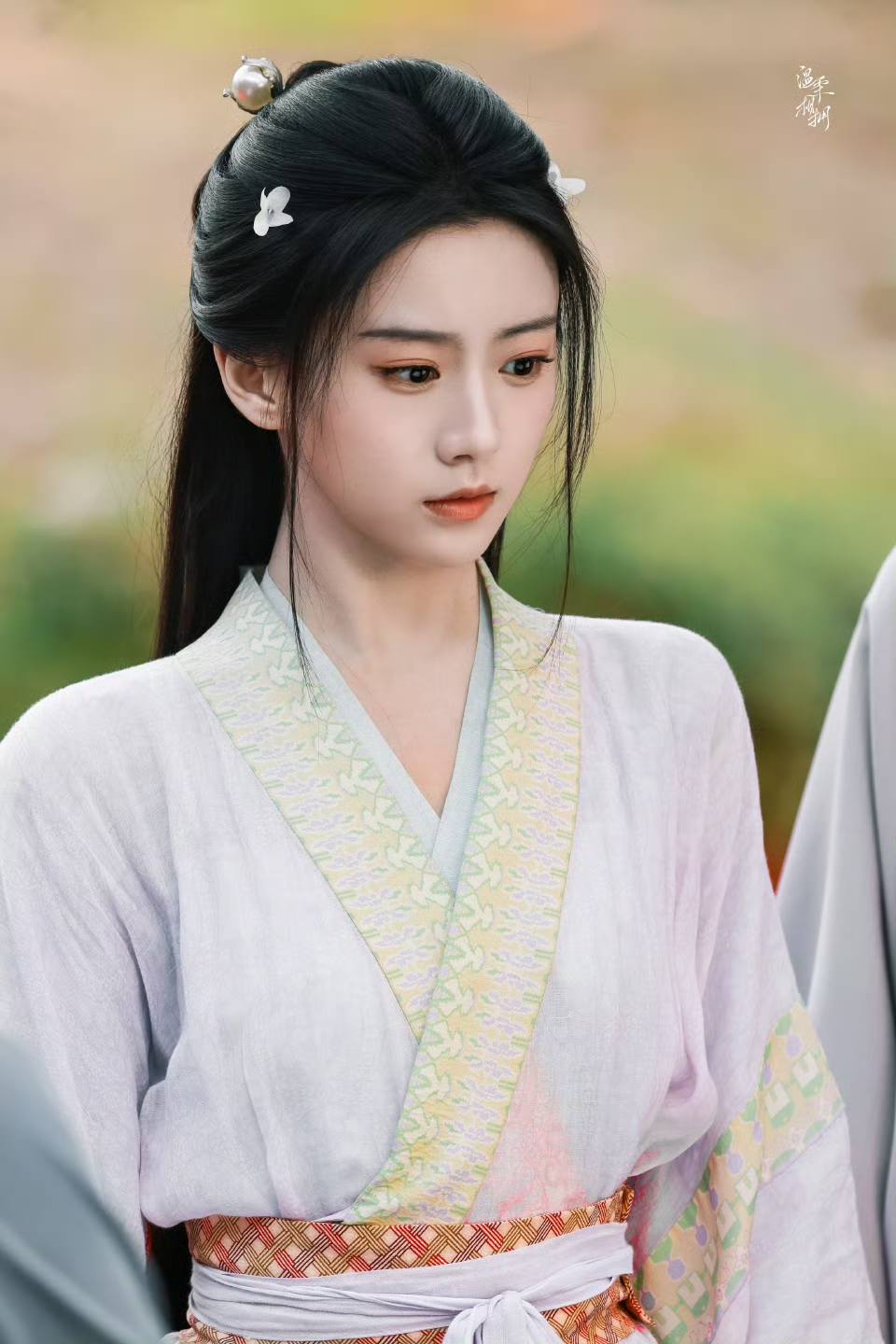 Bao nhi&ecirc;u c&aacute;i dở tr&ecirc;n đời đều dồn hết v&agrave;o 1 phim Trung Quốc: 360 độ cảnh n&agrave;o cũng xấu, nữ ch&iacute;nh thua cả diễn vi&ecirc;n quần ch&uacute;ng- Ảnh 2.