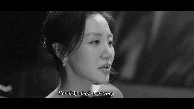 Mẹ chồng - n&agrave;ng d&acirc;u đẹp sang nhất phim Trấn Th&agrave;nh: Đ&atilde; duy&ecirc;n c&ograve;n h&aacute;t khuynh quốc nghi&ecirc;ng trời, nghe th&ocirc;i m&agrave; dựng t&oacute;c g&aacute;y- Ảnh 1.