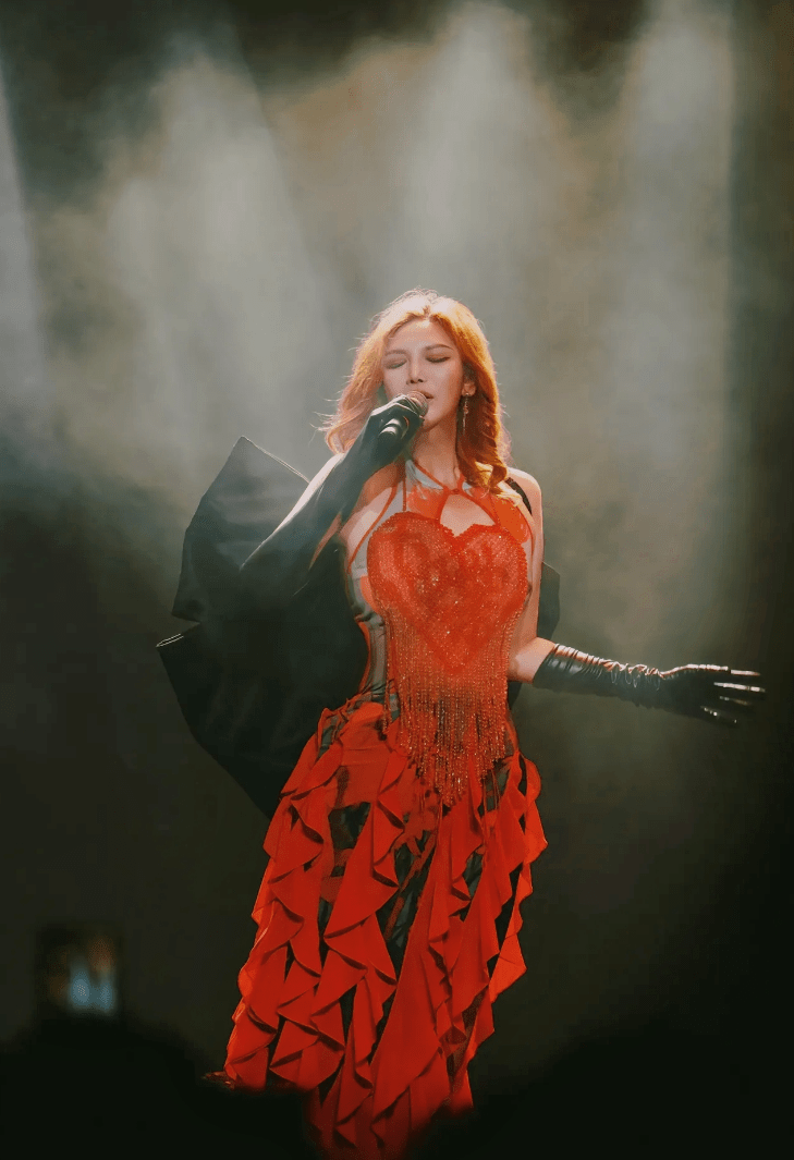 Ca sĩ bị cấm s&oacute;ng vẫn tổ chức concert tr&aacute;i ph&eacute;p, Sở Văn ho&aacute; thu hồi giấy ph&eacute;p biểu diễn to&agrave;n quốc- Ảnh 3.