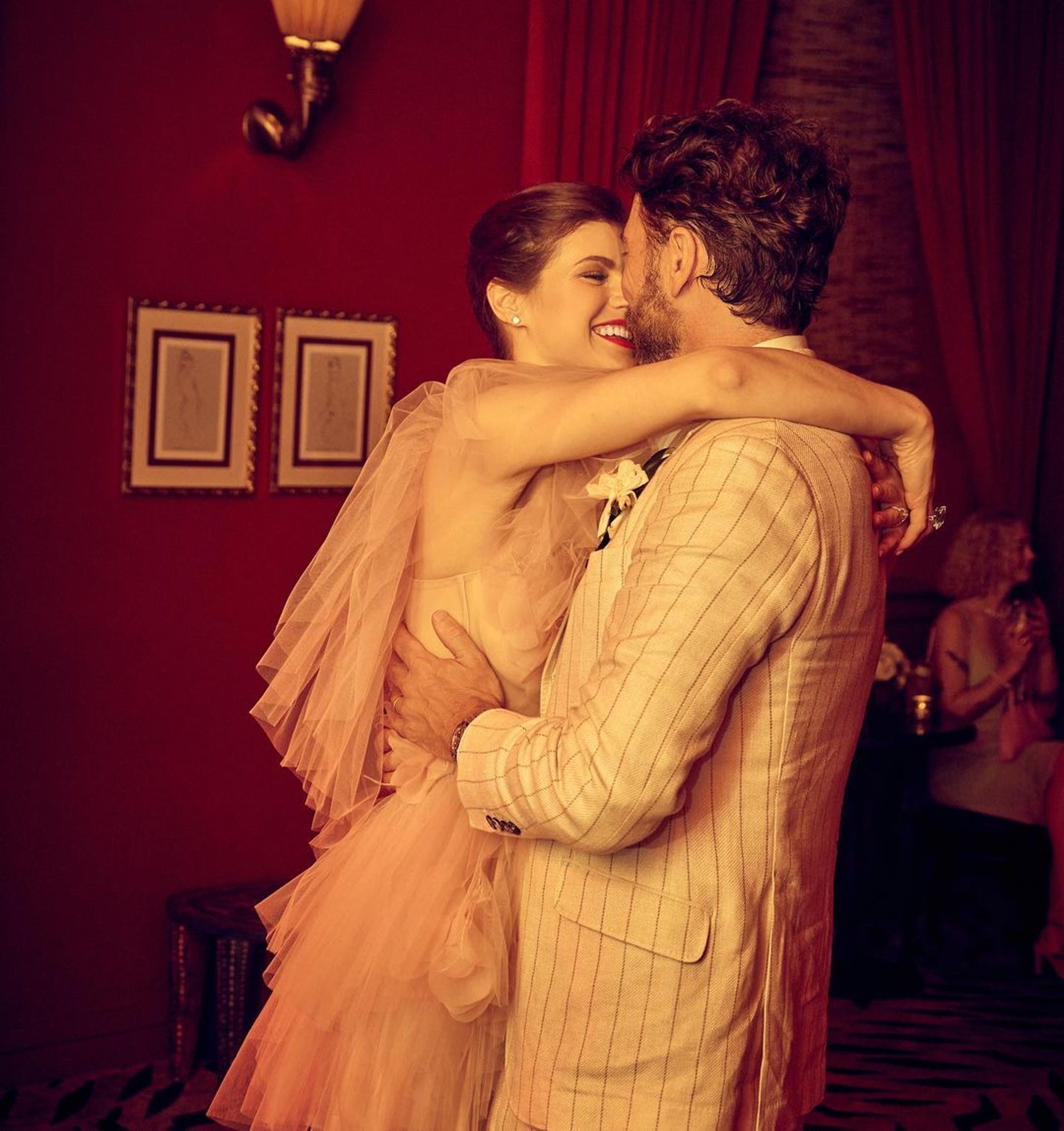 Cặp mỹ nh&acirc;n đẹp nhất thế giới - nh&agrave; sản xuất 