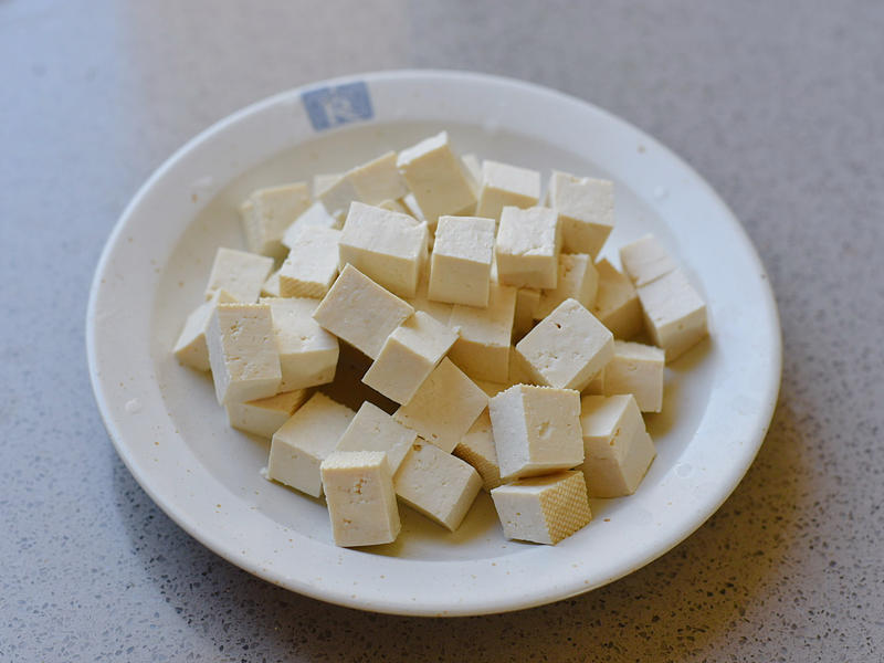 T&ocirc;i mua loại rau n&agrave;y mỗi m&ugrave;a xu&acirc;n về: Nấu 5 m&oacute;n ngon m&agrave; nhanh, h&agrave;m lượng canxi cao gấp 5 lần trứng- Ảnh 1.