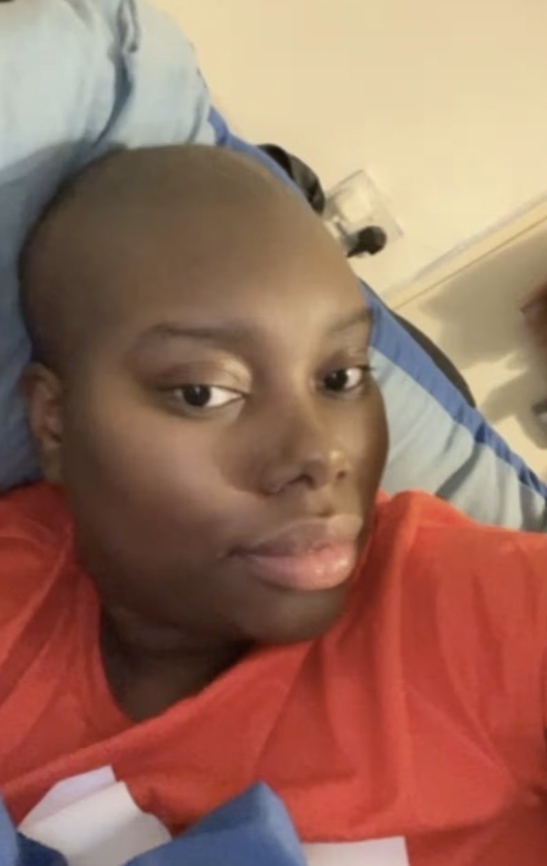 Nữ giáo viên phát hiện ung thư không thể chữa ở tuổi 25: Từ suy sụp đến quyết tâm hoàn thành mọi ước mơ- Ảnh 1. Nữ giáo viên phát hiện ung thư không thể chữa ở tuổi 25: Từ suy sụp đến quyết tâm hoàn thành mọi ước mơ- Ảnh 1.