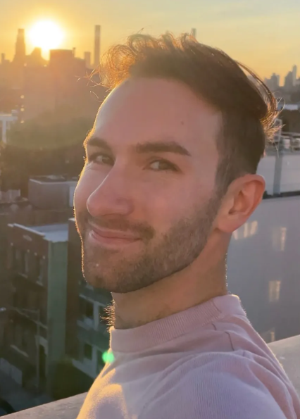 Lương 300 ngh&igrave;n, nợ hơn 3 tỷ: Ch&agrave;ng trai kể lại h&agrave;nh tr&igrave;nh trả nợ khiến tất cả &ldquo;r&ugrave;ng m&igrave;nh&rdquo;- Ảnh 1.