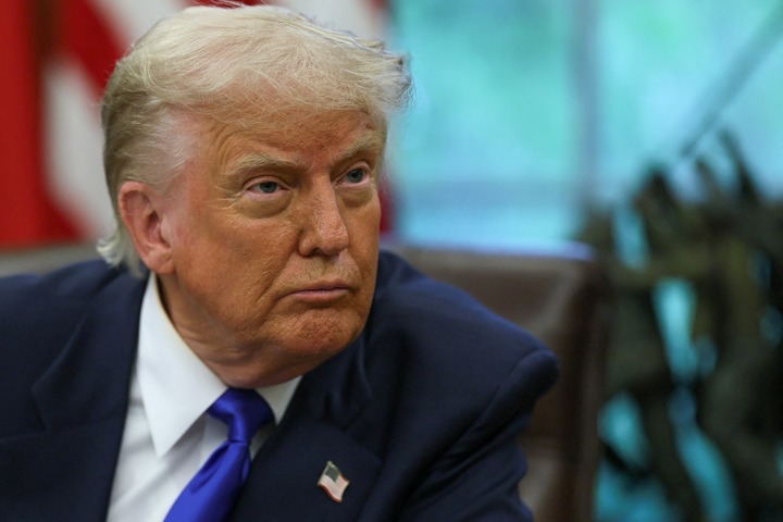 Tổng thống Donald Trump th&ocirc;ng b&aacute;o n&acirc;ng thuế quan to&agrave;n cầu mới l&ecirc;n 15%- Ảnh 1.