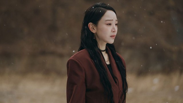 Mặt tr&aacute;i của tham vọng l&agrave;m gi&agrave;u trong The Art of Sarah- Ảnh 1.