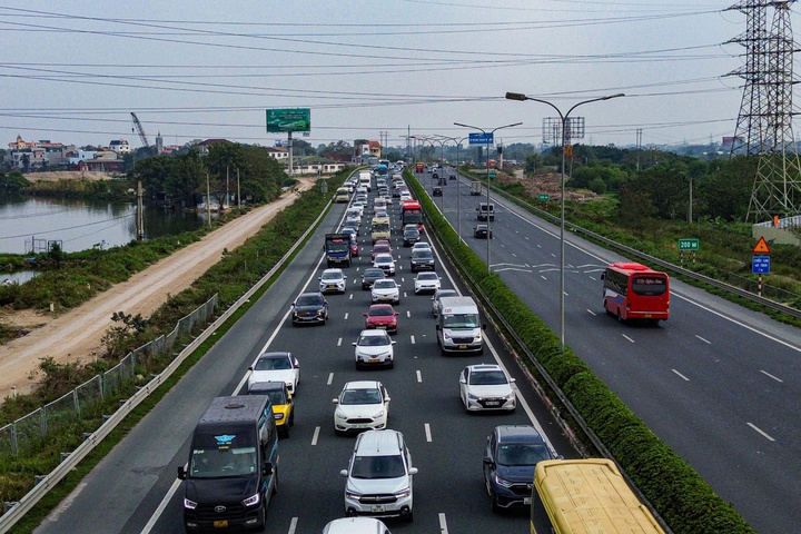 Dự kiến cấm đường hướng ra khỏi H&agrave; Nội, TP.HCM, ưu ti&ecirc;n xe v&agrave;o th&agrave;nh phố- Ảnh 1.