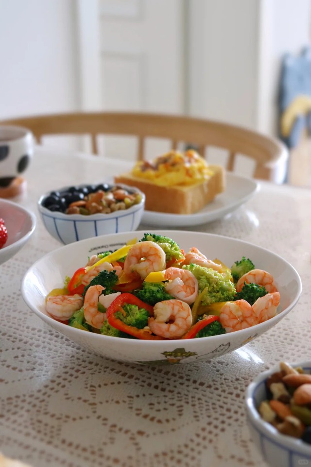 "Đ&ocirc;ng tr&ugrave; qu&yacute; nh&acirc;n trợ, Nam tr&ugrave; t&agrave;i bất nhập": Kh&aacute;m ph&aacute; b&iacute; mật phương vị đặt bếp quyết định tiền bạc v&agrave; sự &ecirc;m ấm của cả gia đ&igrave;nh- Ảnh 2.