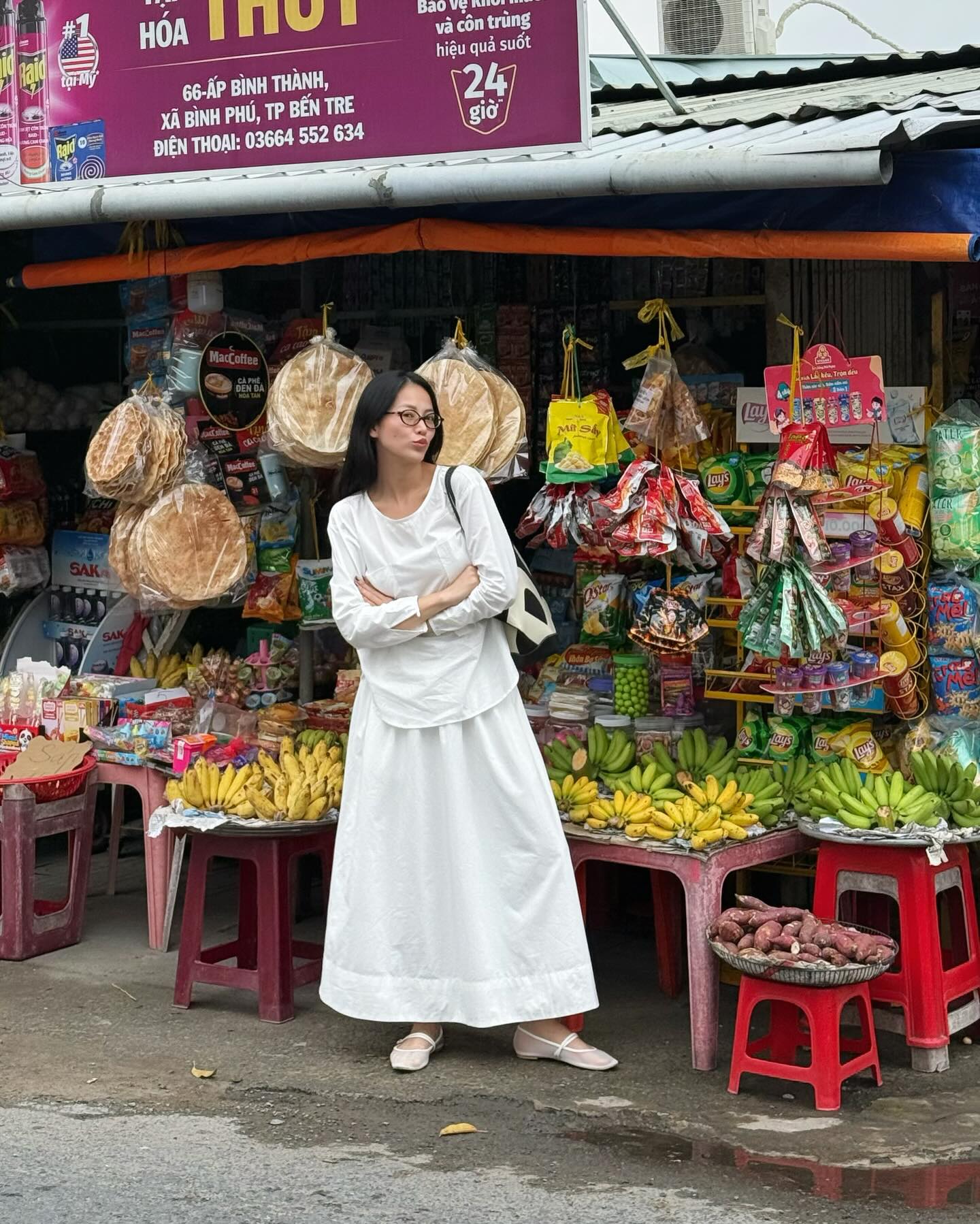 Nh&igrave;n mỹ nh&acirc;n n&agrave;y l&agrave; muốn sắm ch&acirc;n v&aacute;y trắng ngay lập tức- Ảnh 4.