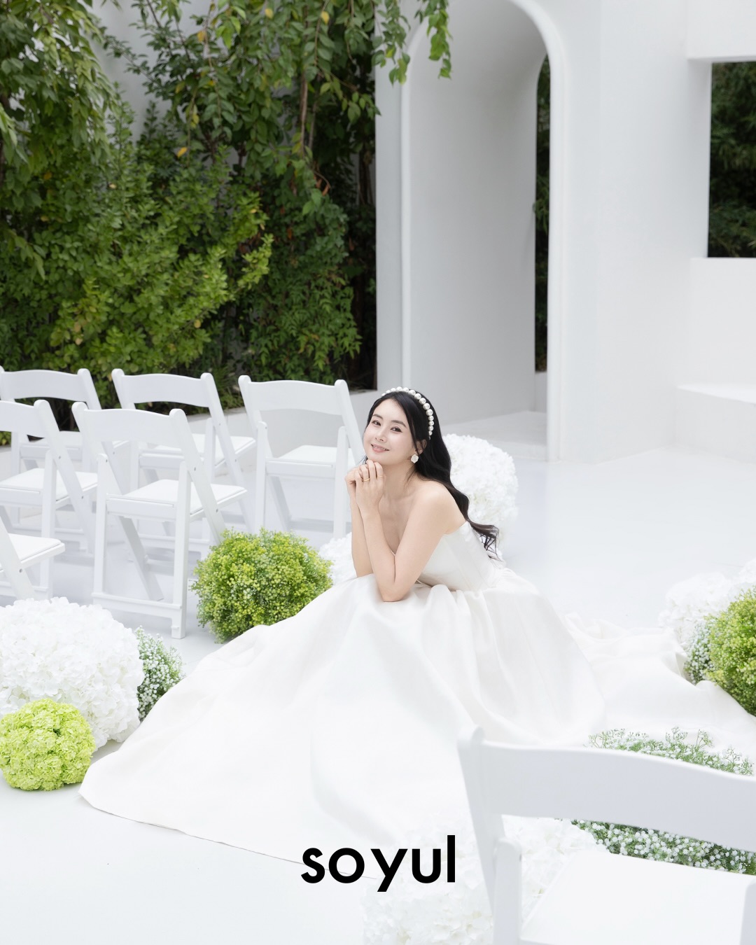 Nữ diễn viên ly hôn chồng tỷ phú, bất ngờ với gia thế hôn phu mới- Ảnh 1. Nữ diễn viên ly hôn chồng tỷ phú, bất ngờ với gia thế hôn phu mới- Ảnh 1.