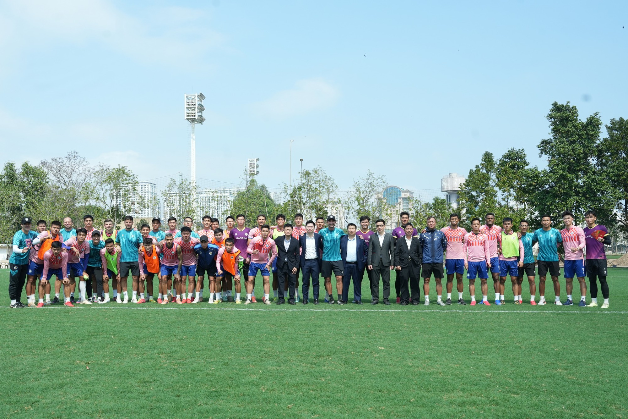 0 điểm cho Đỗ Vinh Quang - con trai thứ 2 của bầu Hiển- Ảnh 3.