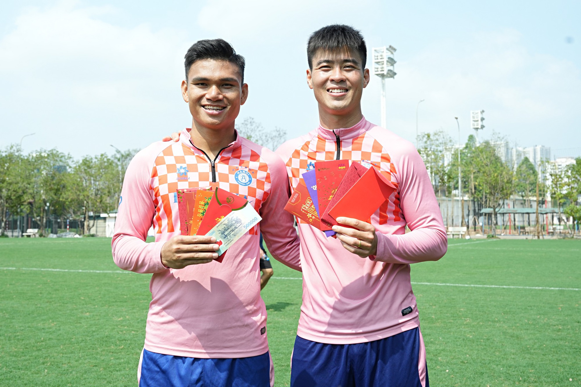 0 điểm cho Đỗ Vinh Quang - con trai thứ 2 của bầu Hiển- Ảnh 4.