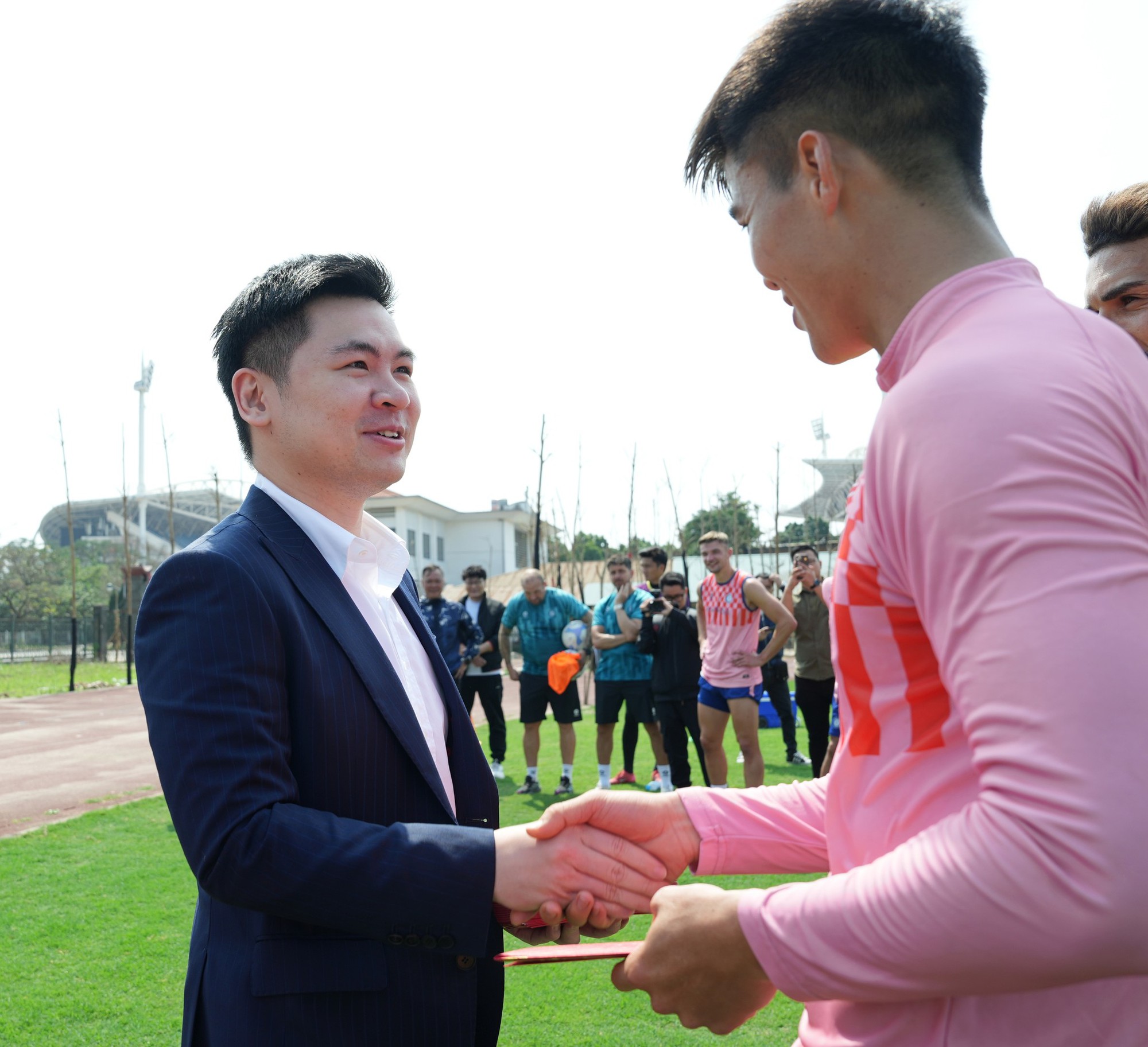 0 điểm cho Đỗ Vinh Quang - con trai thứ 2 của bầu Hiển- Ảnh 2.