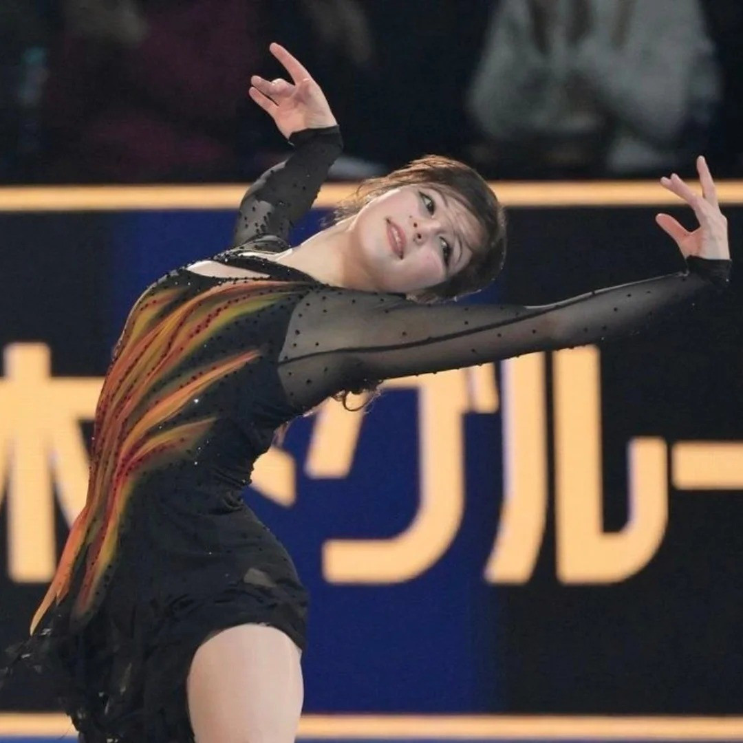 Dung mạo 'thi&ecirc;n thần băng' nổi loạn gi&uacute;p Mỹ giải cơn kh&aacute;t v&agrave;ng- Ảnh 14.