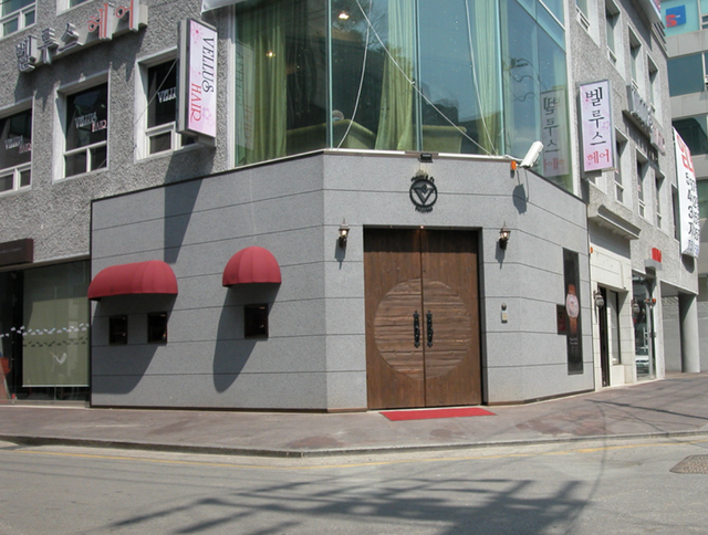 Phim hot chấn động The Art of Sarah dựa tr&ecirc;n 1 vụ lừa đảo c&oacute; thật tại H&agrave;n?- Ảnh 6.