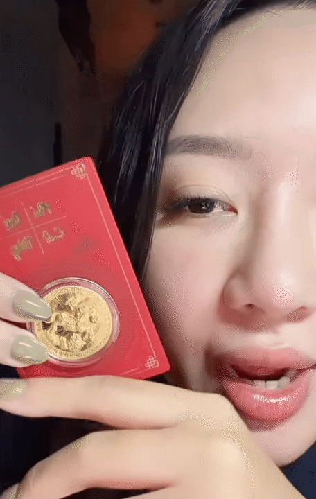 “Mẹo” mua vàng vía Thần Tài hút lộc cả năm: Hành trình đầu năm mua vàng, cuối năm mua nhà của cô gái 23 tuổi- Ảnh 4. “Mẹo” mua vàng vía Thần Tài hút lộc cả năm: Hành trình đầu năm mua vàng, cuối năm mua nhà của cô gái 23 tuổi- Ảnh 4.