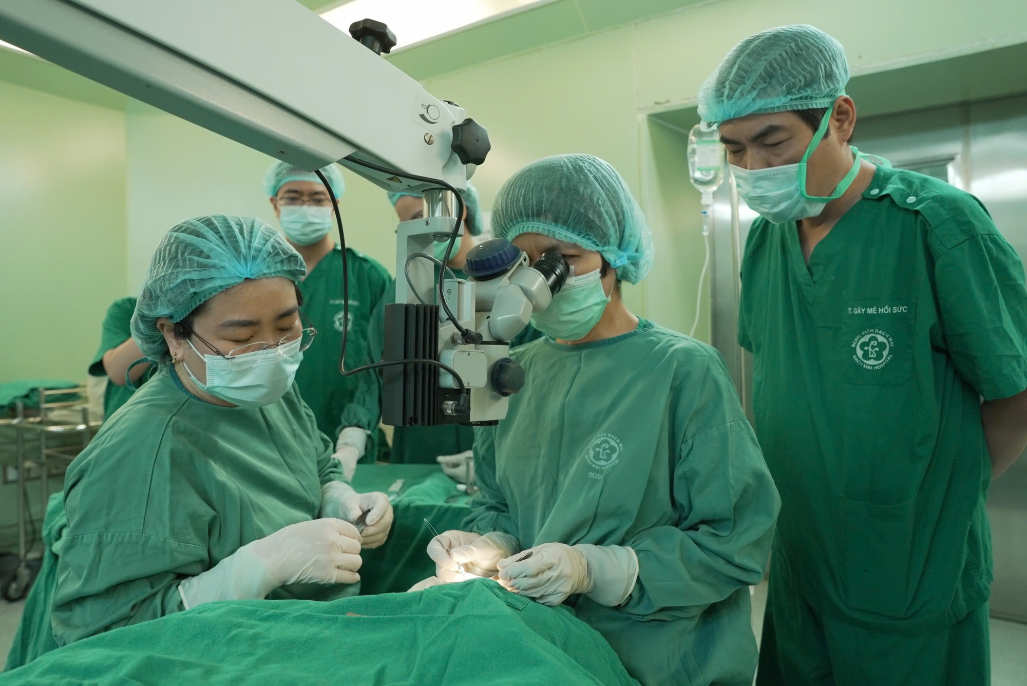 Nam sinh từng được tuy&ecirc;n dương người tốt việc tốt: Hiến tạng, hồi sinh 8 cuộc đời v&agrave; c&acirc;u chuyện x&uacute;c động ph&iacute;a sau- Ảnh 3.