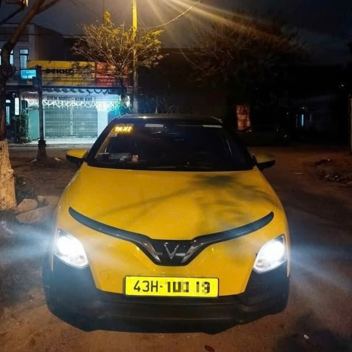 T&agrave;i xế chạy taxi hết 106k, nhưng kh&aacute;ch chuyển khoản 10 triệu đồng, cảnh s&aacute;t d&ugrave;ng c&aacute;c biện ph&aacute;p nghiệp vụ v&agrave;o cuộc khẩn cấp- Ảnh 1.