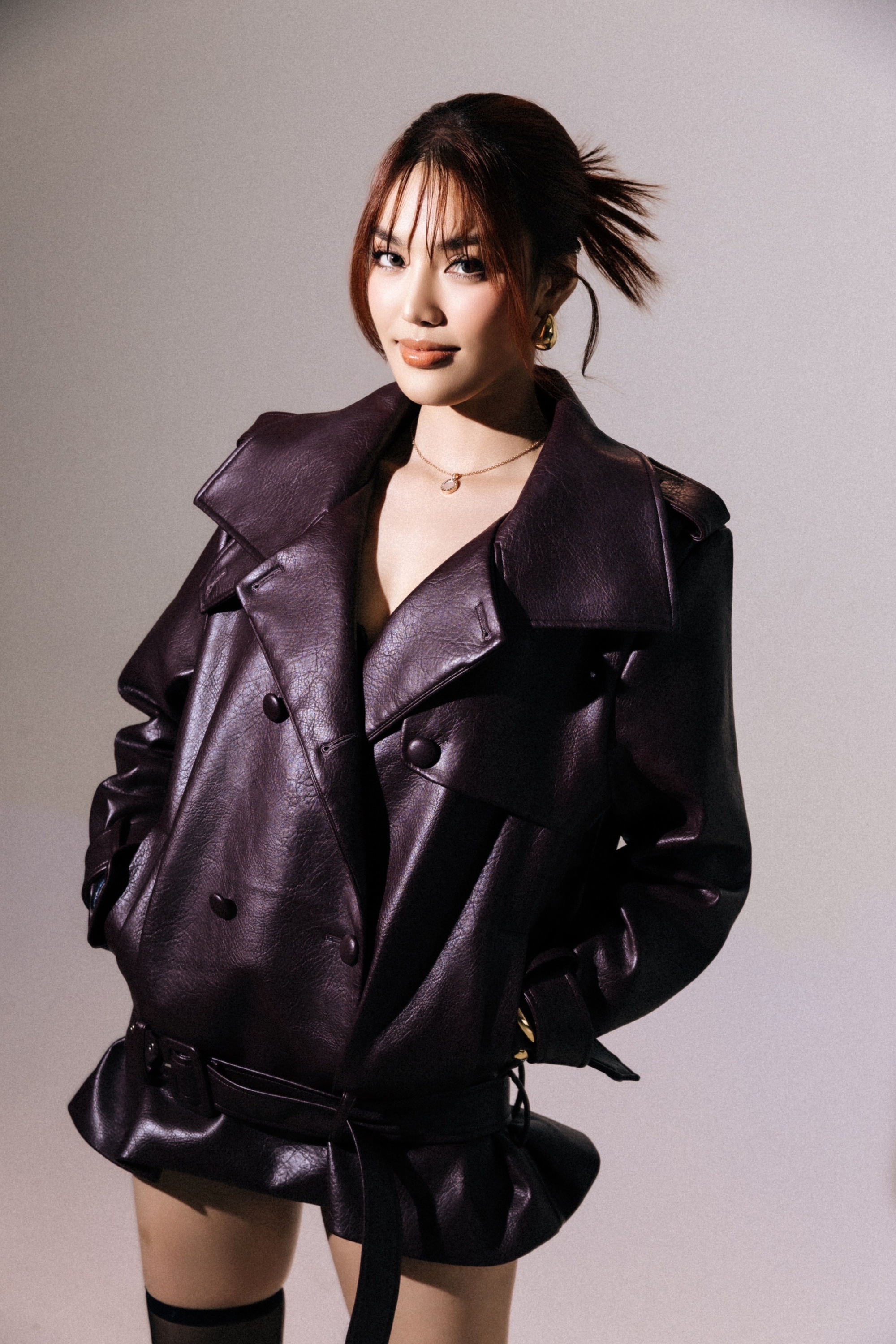 Si&ecirc;u mẫu Lan Khu&ecirc;: 