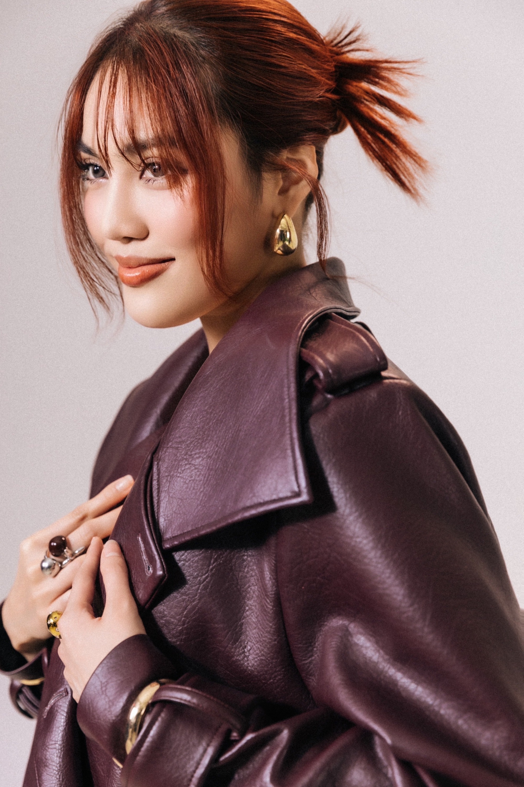 Si&ecirc;u mẫu Lan Khu&ecirc;: 