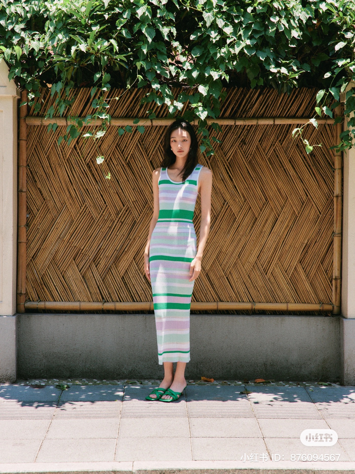 Dương Mịch biến 1 mẫu v&aacute;y d&igrave;m d&aacute;ng th&agrave;nh m&oacute;n được săn l&ugrave;ng- Ảnh 8.