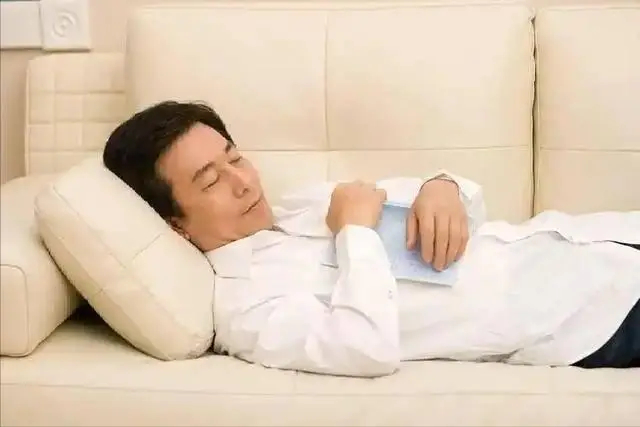 Cuộc sống bao l&acirc;u, chỉ cần nh&igrave;n v&agrave;o giấc ngủ trưa: Những người c&oacute; tuổi thọ cao thường nắm được 7 điều quan trọng của giấc ngủ trưa- Ảnh 1.