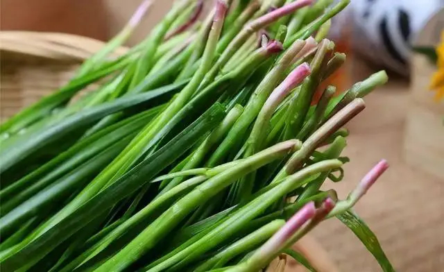 Rau th&igrave; l&agrave; c&oacute; g&acirc;y suy thận? C&aacute;c b&aacute;c sĩ cảnh b&aacute;o: Để tr&aacute;nh tổn thương thận, h&atilde;y ăn &iacute;t 3 loại rau n&agrave;y- Ảnh 4.