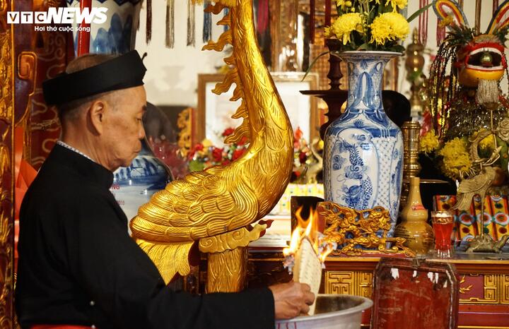 Về Quảng Ninh xem rước "cụ Thượng" k&eacute;o d&agrave;i cả c&acirc;y số- Ảnh 18.