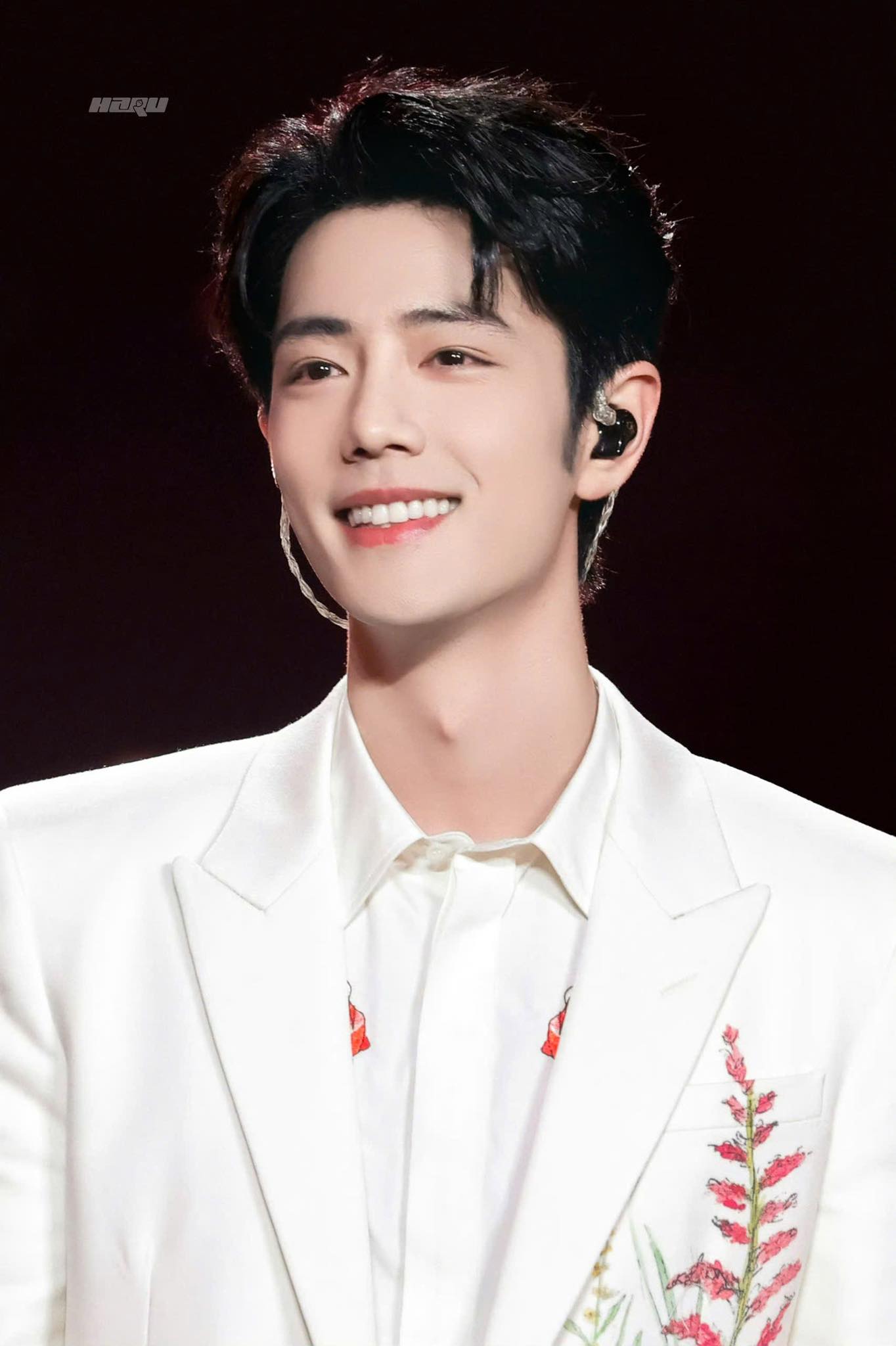 Trung Quốc có duy nhất 1 mỹ nam mang khí chất quốc thái dân an, đẹp như trăng sáng ai nhìn cũng được chữa lành- Ảnh 2. Trung Quốc có duy nhất 1 mỹ nam mang khí chất quốc thái dân an, đẹp như trăng sáng ai nhìn cũng được chữa lành- Ảnh 2.