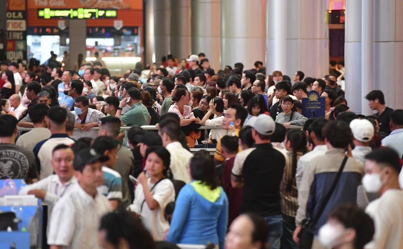 Kỷ lục: TP HCM vừa thu hơn 12.000 tỷ đồng chỉ trong 9 ng&agrave;y- Ảnh 1.