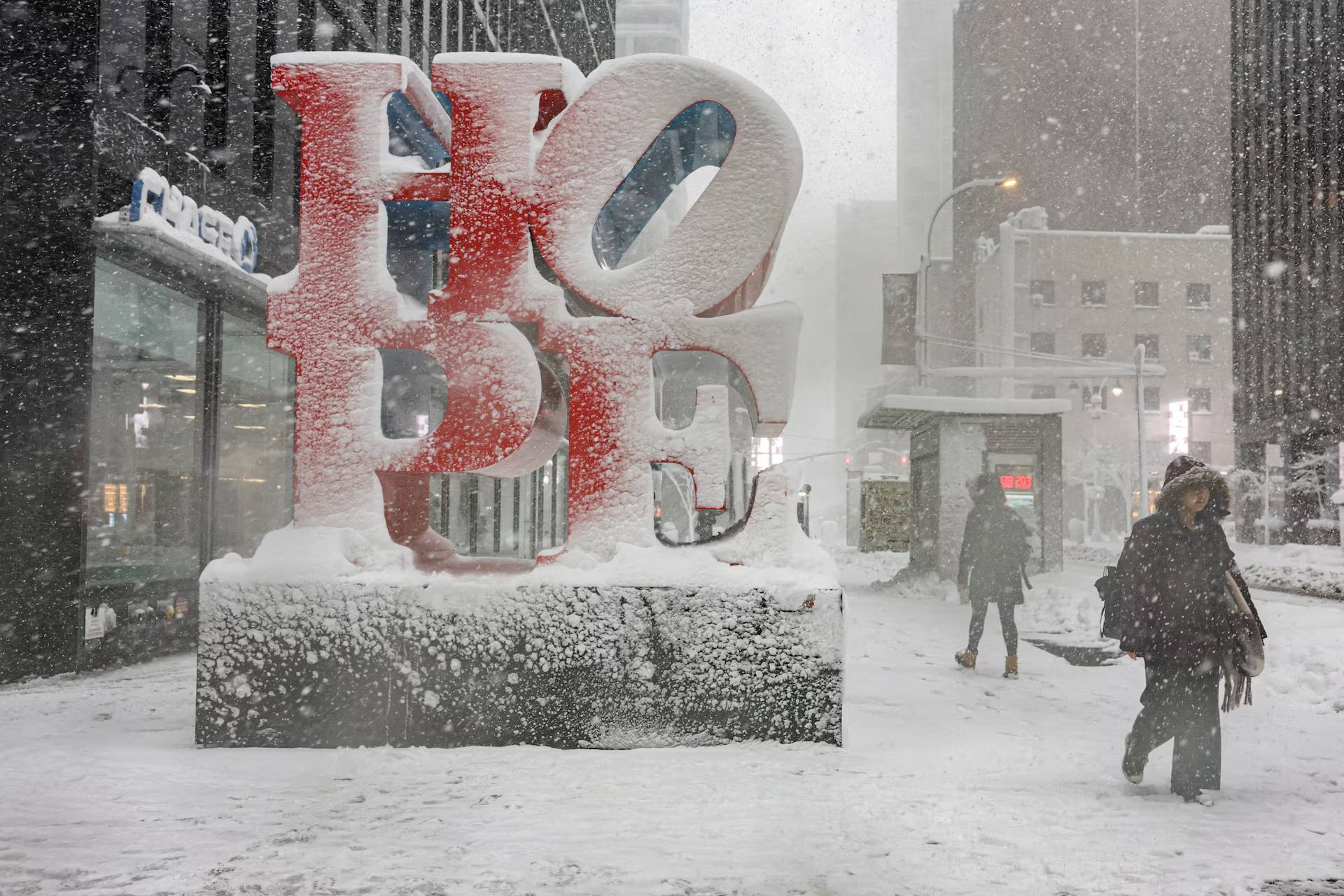 Ph&iacute;a sau khung cảnh New York trắng x&oacute;a như cổ t&iacute;ch những ng&agrave;y n&agrave;y- Ảnh 4.