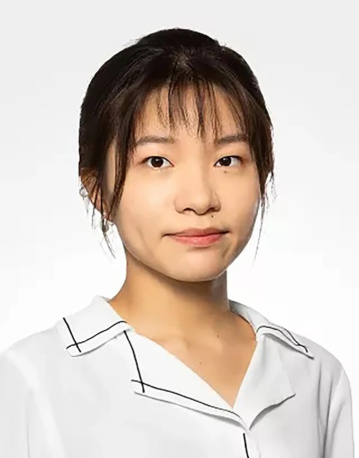 Gi&aacute;o sư mang theo con g&agrave; l&agrave;m "người hỗ trợ tinh thần" khi đi l&agrave;m, du lịch- Ảnh 2.