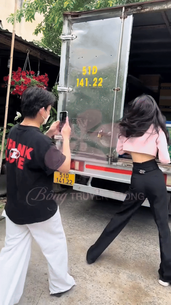 Mẫu Việt nặng 35kg tự tin khoe eo mỏng d&iacute;nh, thẳng thắn đ&aacute;p trả khi bị n&oacute;i &ldquo;tr&ocirc;ng sợ&rdquo;- Ảnh 10.