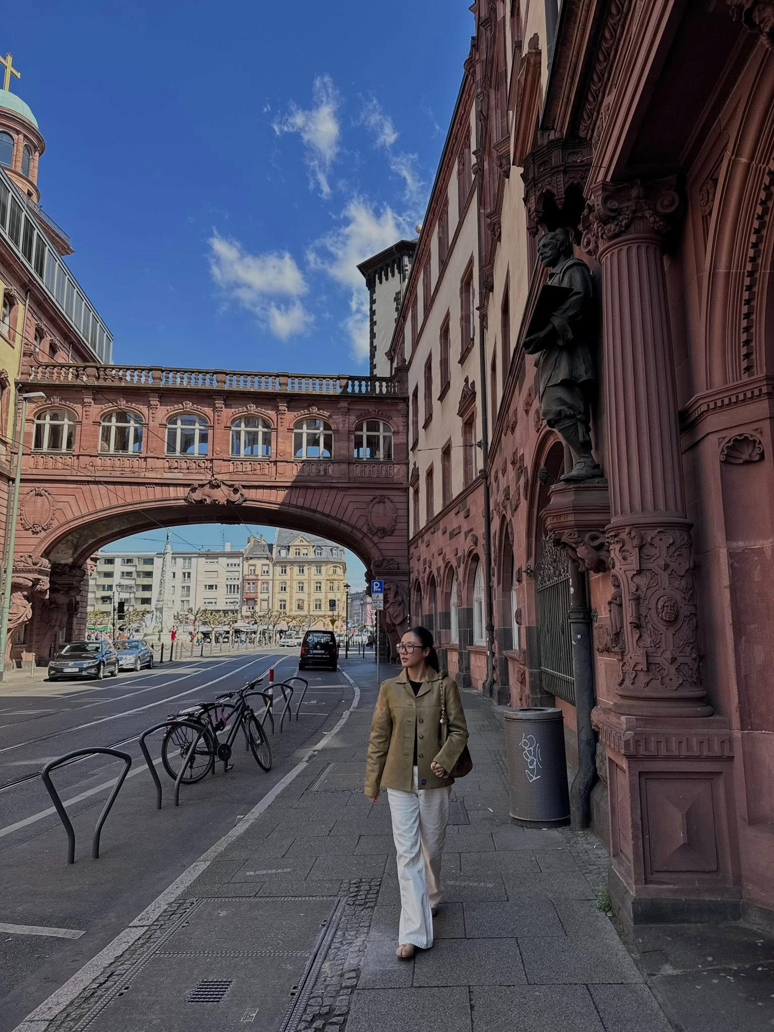 C&ocirc; g&aacute;i hot nhất Thỏ Ơi!!: Thoại c&acirc;u n&agrave;o cũng chấn động, mặc đẹp cả trong phim lẫn ngo&agrave;i đời- Ảnh 12.