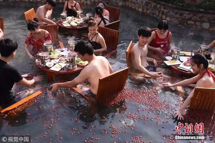 V&igrave; sao người Trung Quốc th&iacute;ch ăn lẩu?- Ảnh 3.