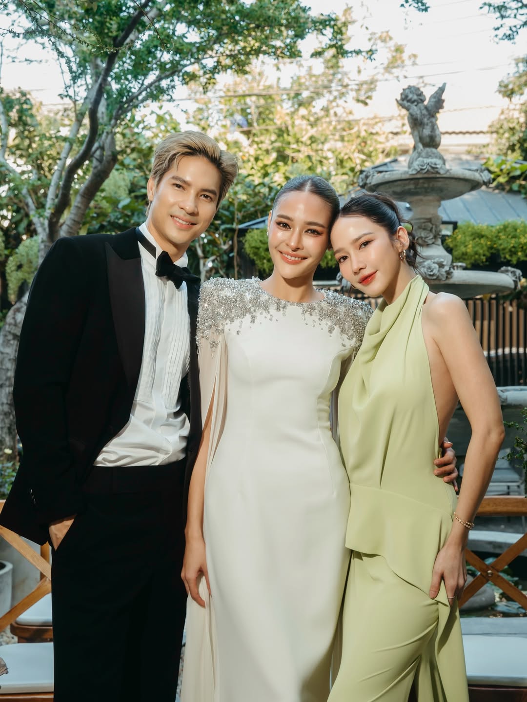 Hoa hậu Ho&agrave;n vũ bất ngờ th&uacute; nhận kết h&ocirc;n từ tận 2 năm trước, danh t&iacute;nh &ocirc;ng x&atilde; khiến c&ocirc;ng ch&uacute;ng 