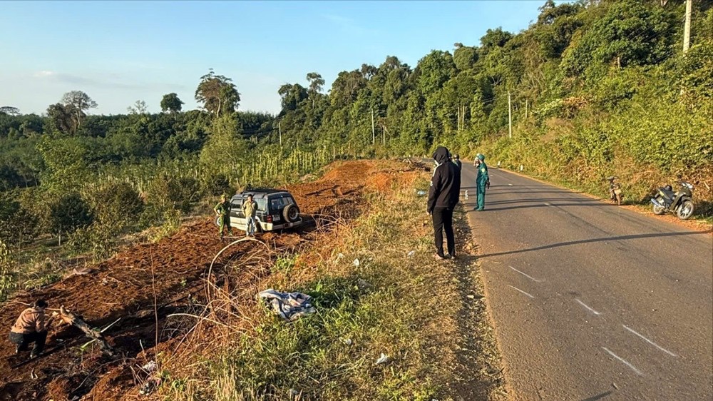 Vụ gia đ&igrave;nh 3 người gặp tai nạn tử vong tr&ecirc;n đường đi ch&uacute;c Tết: Ch&acirc;n dung t&agrave;i xế lấn l&agrave;n- Ảnh 3.