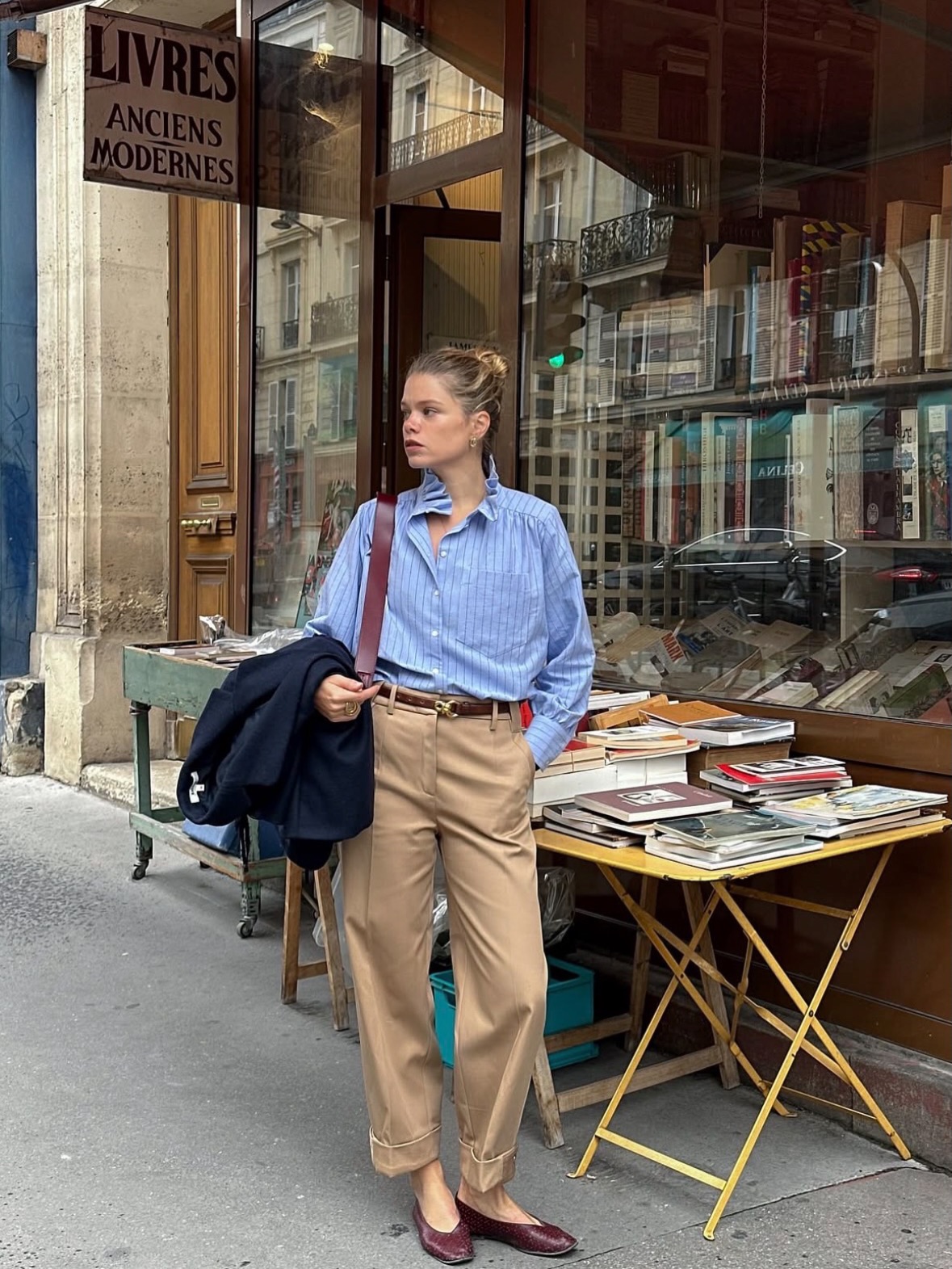 Muốn x&acirc;y dựng phong c&aacute;ch "s&agrave;nh điệu kh&ocirc;ng cần gắng gượng" như phụ nữ Ph&aacute;p, chị em cứ sắm 5 item- Ảnh 6.