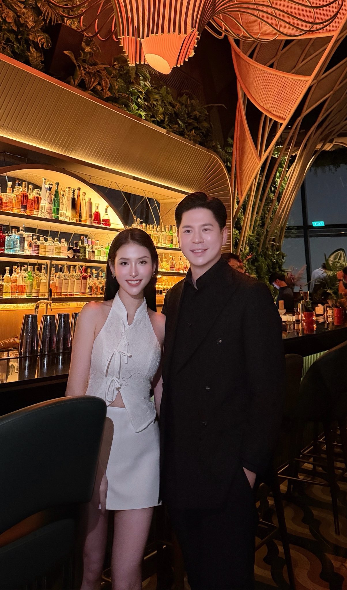 T&igrave;nh cũ Trấn Th&agrave;nh U40 nhưng nhan sắc vẫn qu&aacute; đỉnh, nh&igrave;n sang &ocirc;ng x&atilde; Việt kiều c&ograve;n bất ngờ hơn- Ảnh 2.