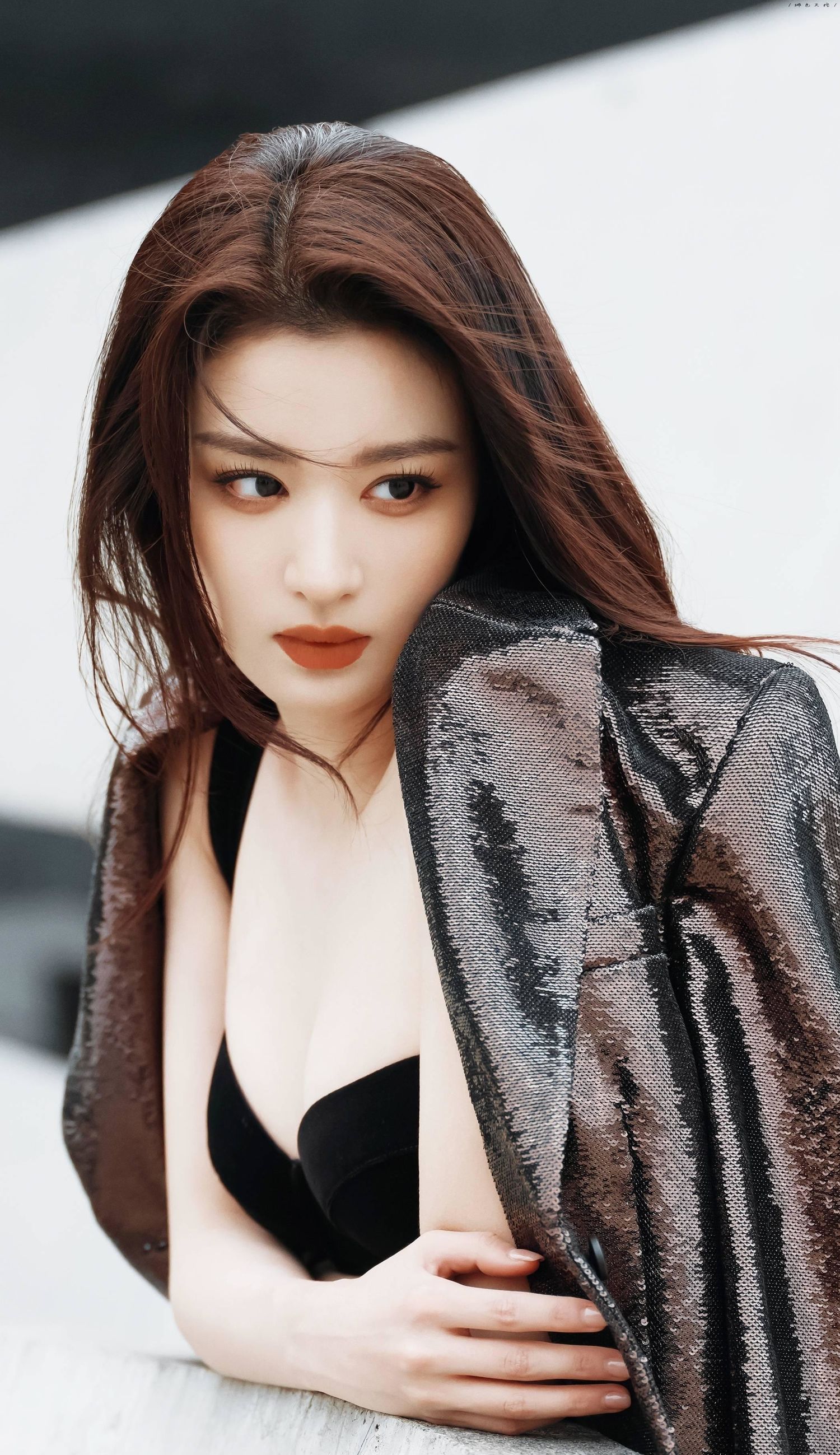 Nữ diễn vi&ecirc;n vạn người gh&eacute;t lội ngược d&ograve;ng ngoạn mục, được 650.000 người nhớ mặt chỉ sau 1 đ&ecirc;m- Ảnh 2.