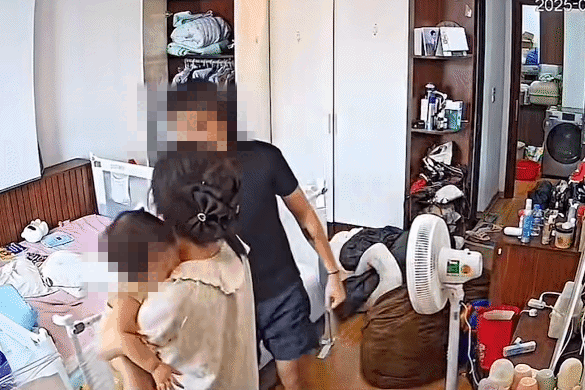 Video khiến cả MXH b&agrave;ng ho&agrave;ng của nam Tiktoker T.P: Kh&ocirc;ng phải bố hay mẹ sai m&agrave; l&agrave; 1 đứa trẻ đ&atilde; tận mắt thấy bố đ&aacute;nh mẹ- Ảnh 1.