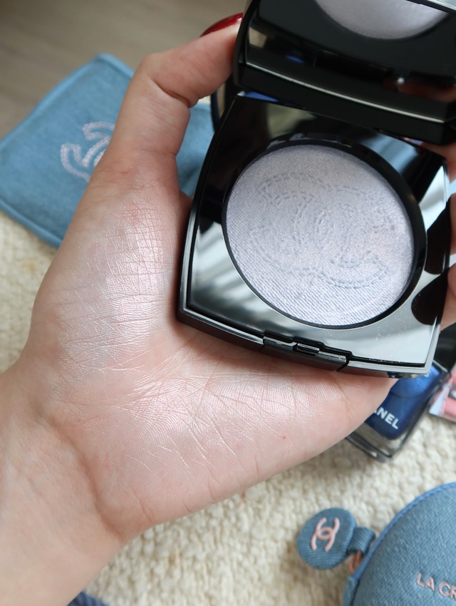 Đầu năm đầu th&aacute;ng, Chanel hot đi&ecirc;n đảo nhờ BST đồ makeup cool chưa từng thấy- Ảnh 5.