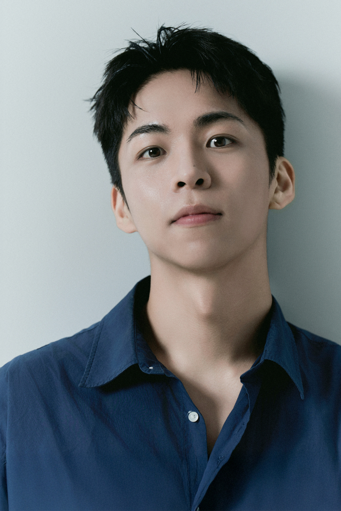 Đ&aacute;m cưới lạ của cặp sao C&ocirc; Đi M&agrave; Lấy Chồng T&ocirc;i: Bạn trai ch&uacute; rể lộ diện, &ograve;a kh&oacute;c tr&ecirc;n s&acirc;n khấu lụy t&igrave;nh?- Ảnh 5.