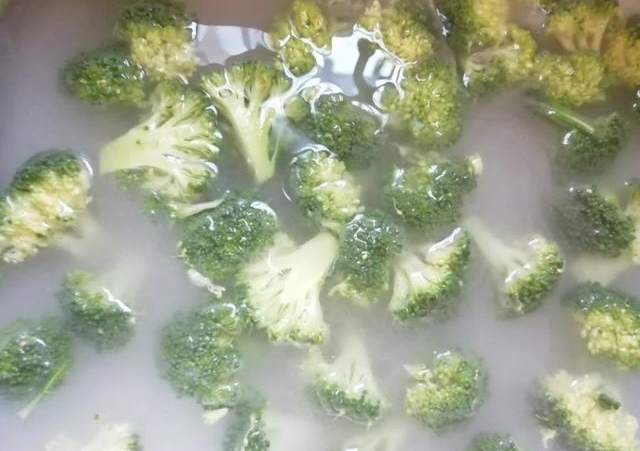 Nhờ lời cảnh báo của lão nông giàu kinh nghiệm, tôi sẽ không bao giờ mua loại bông cải xanh này nữa!- Ảnh 9. Nhờ lời cảnh báo của lão nông giàu kinh nghiệm, tôi sẽ không bao giờ mua loại bông cải xanh này nữa!- Ảnh 9.