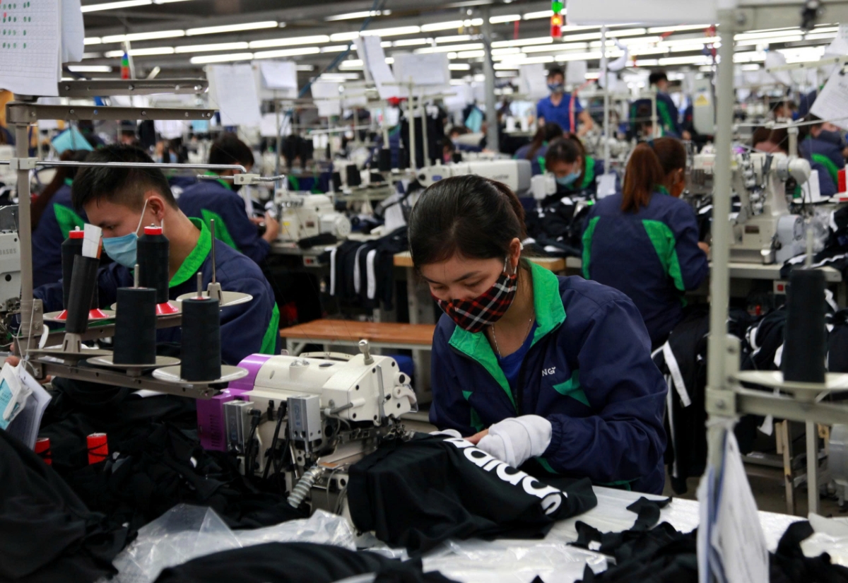 Bộ Nội vụ: 77% doanh nghiệp sẽ tuyển th&ecirc;m nh&acirc;n sự, dự b&aacute;o 4 ng&agrave;nh nghề tăng mức tuyển dụng mạnh nhất 2026- Ảnh 1.